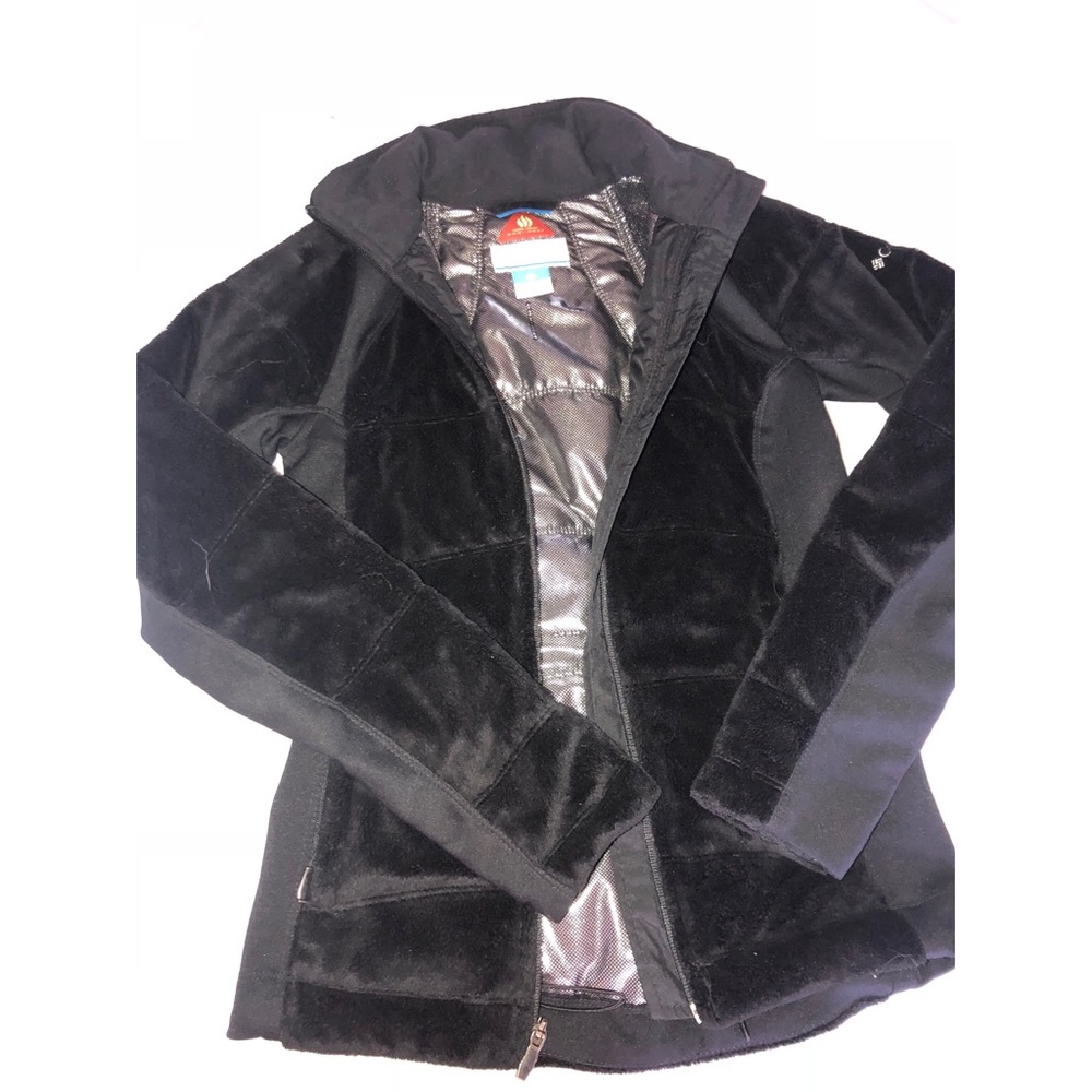 Woman’s Columbia jacket
